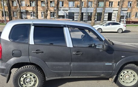Chevrolet Niva I рестайлинг, 2009 год, 350 000 рублей, 4 фотография