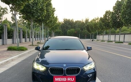 BMW 1 серия, 2023 год, 1 990 000 рублей, 2 фотография