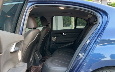 BMW 1 серия, 2023 год, 1 990 000 рублей, 18 фотография