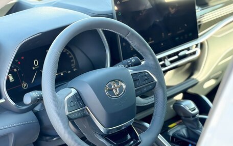 Toyota Highlander, 2026 год, 5 749 000 рублей, 14 фотография