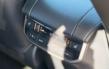 Toyota Highlander, 2026 год, 5 749 000 рублей, 24 фотография