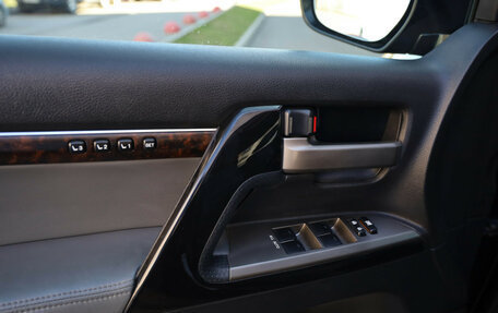 Toyota Land Cruiser 200, 2008 год, 2 799 000 рублей, 20 фотография