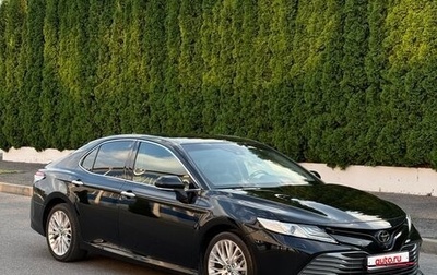 Toyota Camry, 2019 год, 2 950 000 рублей, 1 фотография