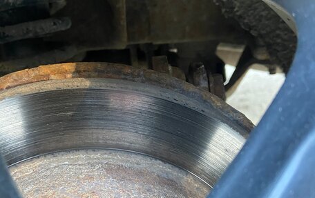 Toyota Avensis III рестайлинг, 2005 год, 520 000 рублей, 24 фотография