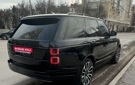 Land Rover Range Rover IV рестайлинг, 2018 год, 7 450 000 рублей, 3 фотография