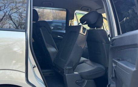 Opel Zafira B, 2008 год, 590 000 рублей, 24 фотография