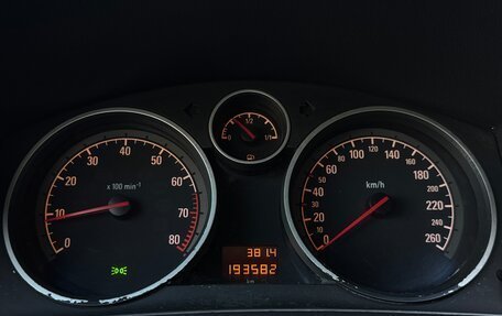 Opel Zafira B, 2008 год, 590 000 рублей, 27 фотография