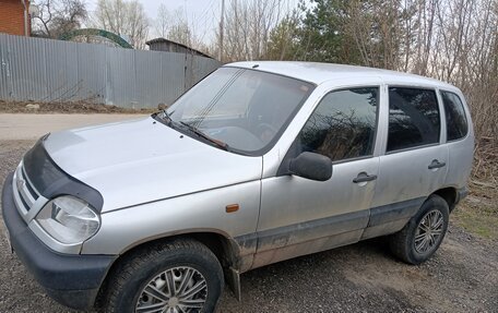 Chevrolet Niva I рестайлинг, 2003 год, 240 000 рублей, 6 фотография
