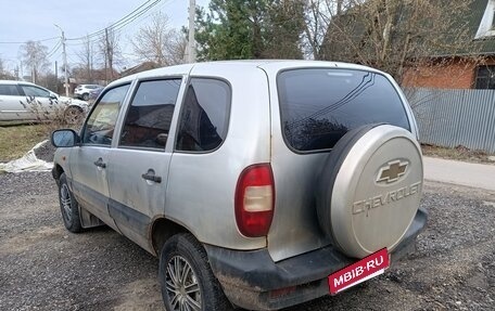 Chevrolet Niva I рестайлинг, 2003 год, 240 000 рублей, 5 фотография