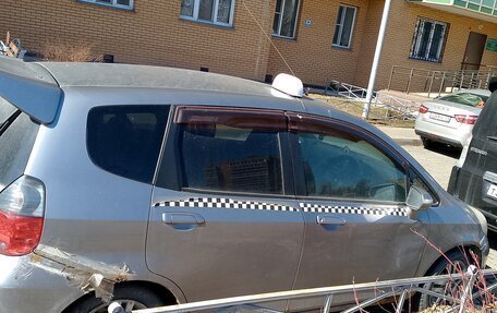 Honda Fit III, 2003 год, 210 000 рублей, 2 фотография