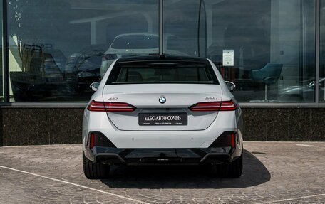 BMW 5 серия, 2025 год, 8 990 000 рублей, 6 фотография