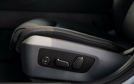 BMW 5 серия, 2025 год, 8 990 000 рублей, 24 фотография