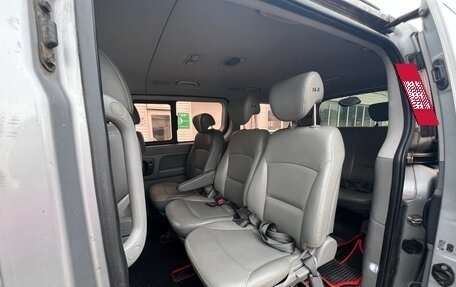 Hyundai Grand Starex Grand Starex I рестайлинг 2, 2011 год, 1 350 000 рублей, 9 фотография