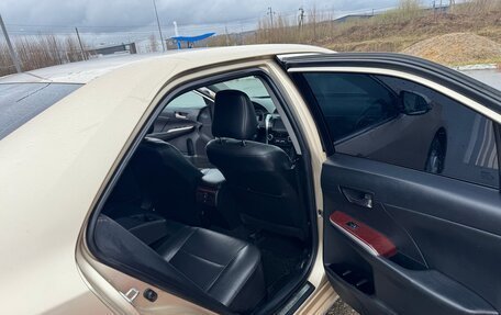 Toyota Camry, 2012 год, 1 470 000 рублей, 13 фотография