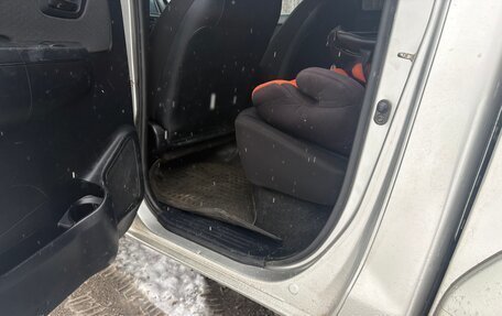 Toyota Hilux VII, 2014 год, 1 750 000 рублей, 12 фотография