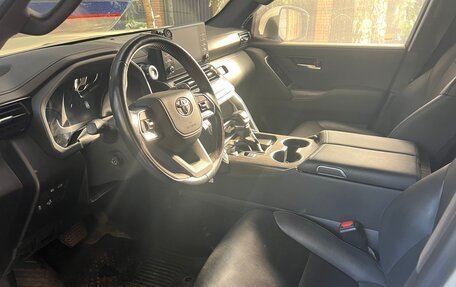 Toyota Land Cruiser, 2021 год, 10 500 000 рублей, 8 фотография