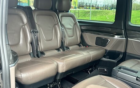 Mercedes-Benz V-Класс, 2020 год, 5 000 000 рублей, 10 фотография