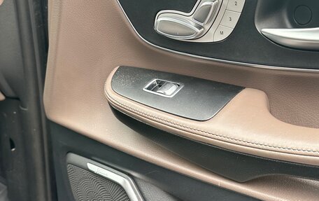 Mercedes-Benz V-Класс, 2020 год, 5 000 000 рублей, 11 фотография