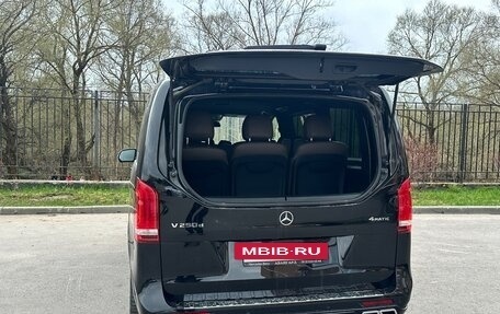 Mercedes-Benz V-Класс, 2020 год, 5 000 000 рублей, 4 фотография