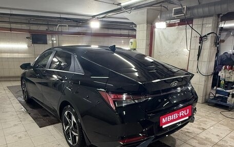 Hyundai Elantra, 2021 год, 2 120 000 рублей, 4 фотография