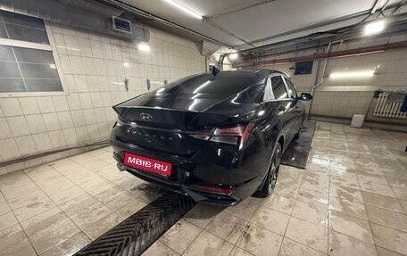 Hyundai Elantra, 2021 год, 2 120 000 рублей, 10 фотография