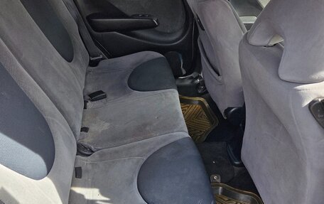 Honda Fit III, 2001 год, 299 000 рублей, 15 фотография