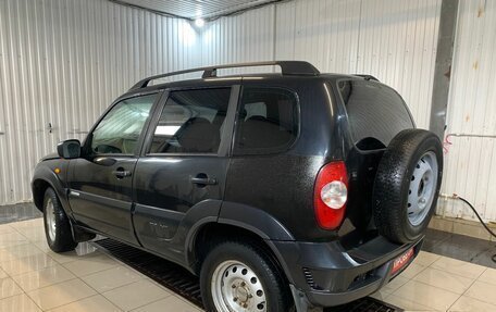 Chevrolet Niva I рестайлинг, 2011 год, 439 000 рублей, 3 фотография