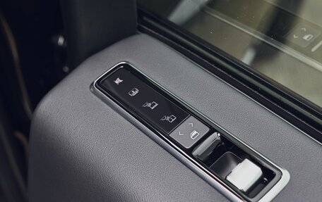 Land Rover Range Rover IV рестайлинг, 2018 год, 6 500 000 рублей, 34 фотография