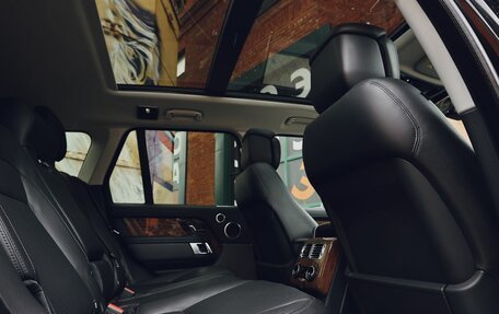 Land Rover Range Rover IV рестайлинг, 2018 год, 6 500 000 рублей, 32 фотография