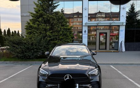 Mercedes-Benz E-Класс, 2020 год, 5 100 000 рублей, 1 фотография