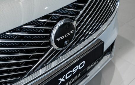 Volvo XC90 II рестайлинг, 2025 год, 10 700 000 рублей, 10 фотография