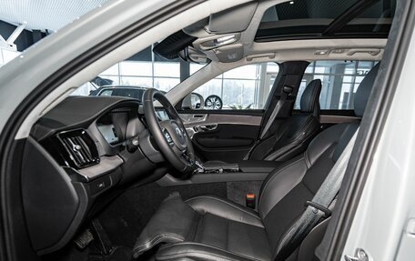 Volvo XC90 II рестайлинг, 2025 год, 10 700 000 рублей, 15 фотография