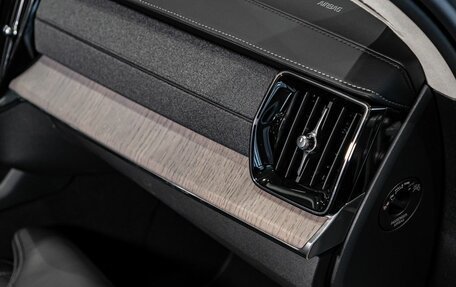 Volvo XC90 II рестайлинг, 2025 год, 10 700 000 рублей, 25 фотография