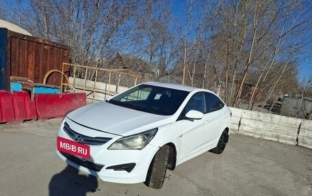 Hyundai Solaris II рестайлинг, 2016 год, 600 000 рублей, 3 фотография