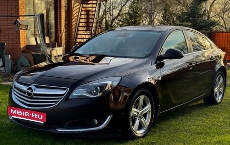 Opel Insignia II рестайлинг, 2014 год, 900 000 рублей, 2 фотография