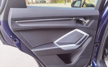 Audi Q3, 2022 год, 2 990 000 рублей, 15 фотография