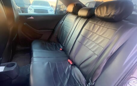 Volkswagen Jetta VI, 2015 год, 850 000 рублей, 8 фотография