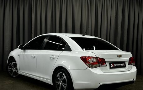 Chevrolet Cruze II, 2010 год, 619 900 рублей, 3 фотография
