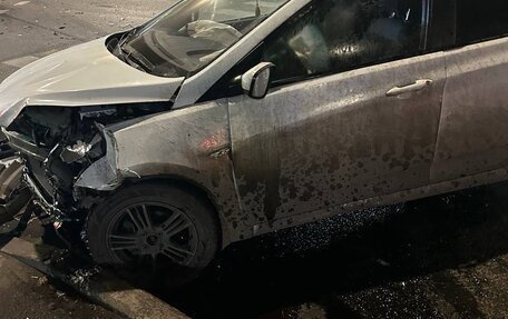 Hyundai Solaris II рестайлинг, 2011 год, 360 000 рублей, 4 фотография