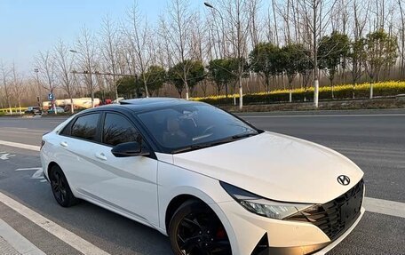 Hyundai Elantra, 2022 год, 1 370 778 рублей, 3 фотография