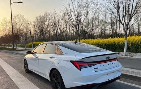 Hyundai Elantra, 2022 год, 1 370 778 рублей, 5 фотография