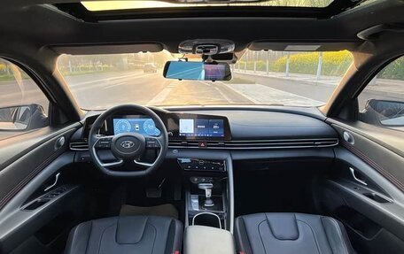 Hyundai Elantra, 2022 год, 1 370 778 рублей, 10 фотография