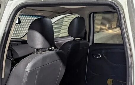 Renault Duster I рестайлинг, 2016 год, 890 000 рублей, 4 фотография