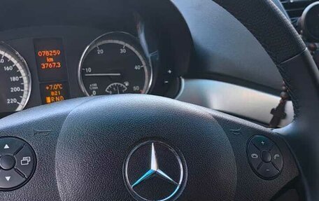 Mercedes-Benz Viano, 2012 год, 2 570 000 рублей, 26 фотография