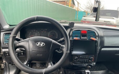 Hyundai Sonata IV рестайлинг, 2005 год, 335 000 рублей, 9 фотография