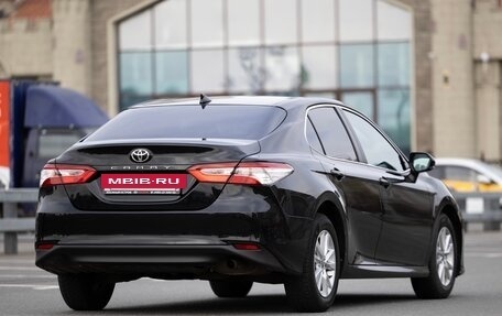 Toyota Camry, 2020 год, 2 390 000 рублей, 5 фотография