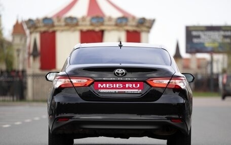 Toyota Camry, 2020 год, 2 390 000 рублей, 6 фотография