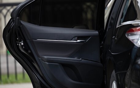 Toyota Camry, 2020 год, 2 390 000 рублей, 13 фотография