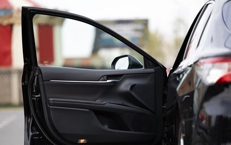 Toyota Camry, 2020 год, 2 390 000 рублей, 11 фотография