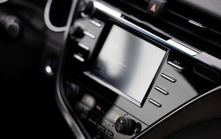 Toyota Camry, 2020 год, 2 390 000 рублей, 22 фотография